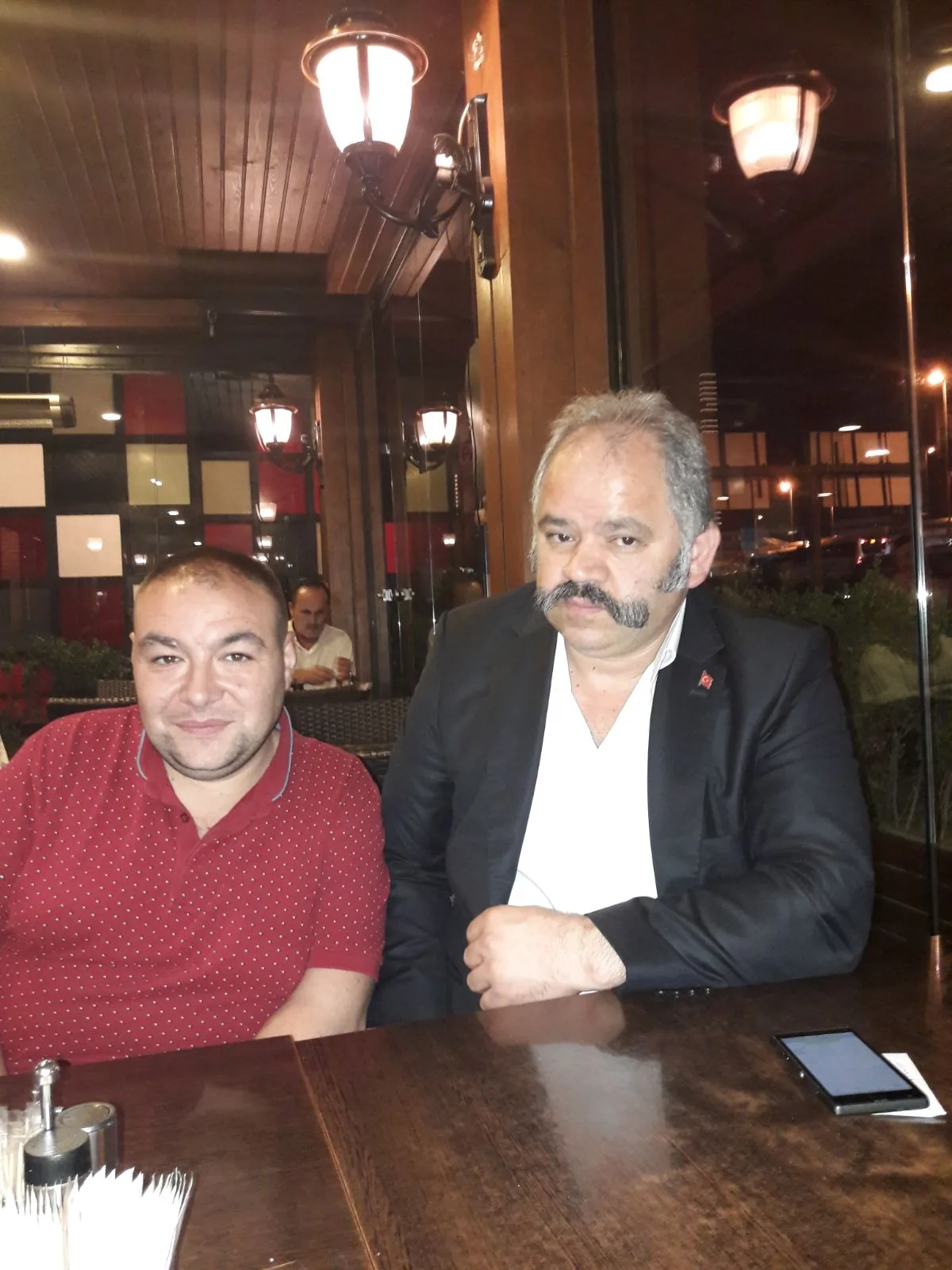 Sosyal medyada ve sanal ortam da yüz binlerce hayran kitlesine sahip olan Adem Aydın ile Çok keyifli bir sohbet gerçekleştirdik